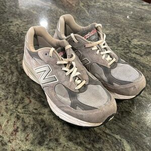 New Balance 990 Sneakers - Size 10.5 - Great Condition!